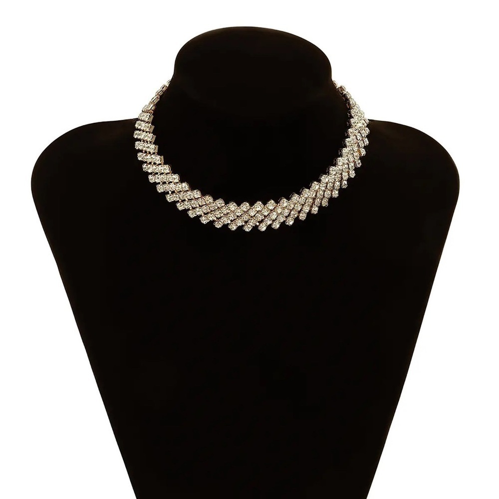 ⭐️OS009⭐️ EXQUISITE MULTI ROW SHINY RHINESTONE SHORT WOMENS CHOKER NECKLACE - Picture 6 of 11